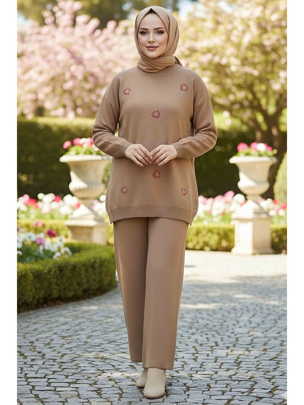 Bej Kalp Nakışlı İkili Triko Takım Vizon - 28063-VIZON-1