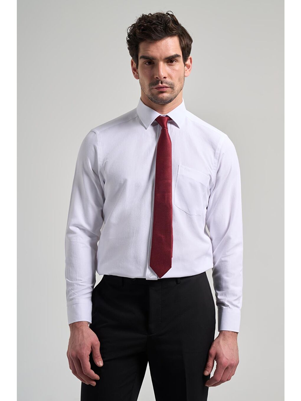 Beyaz Sert Yaka Düz Classic Pamuklu Comfort Fit Gömlek 1004250213