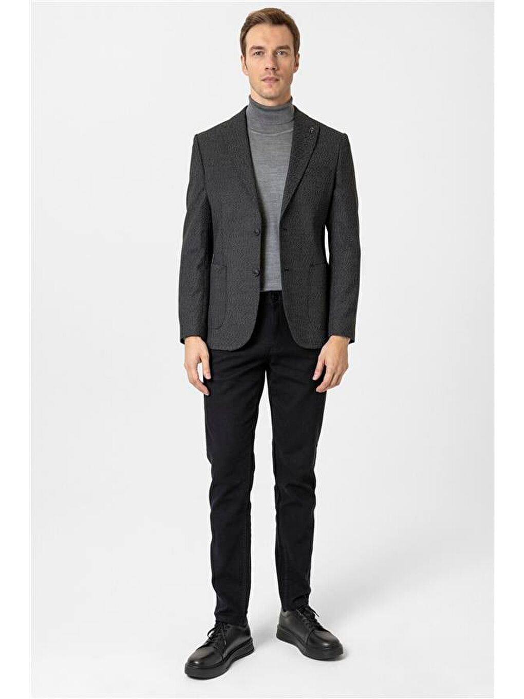 Siyah Slim Sivri Yaka 6 Drop Ceket-5