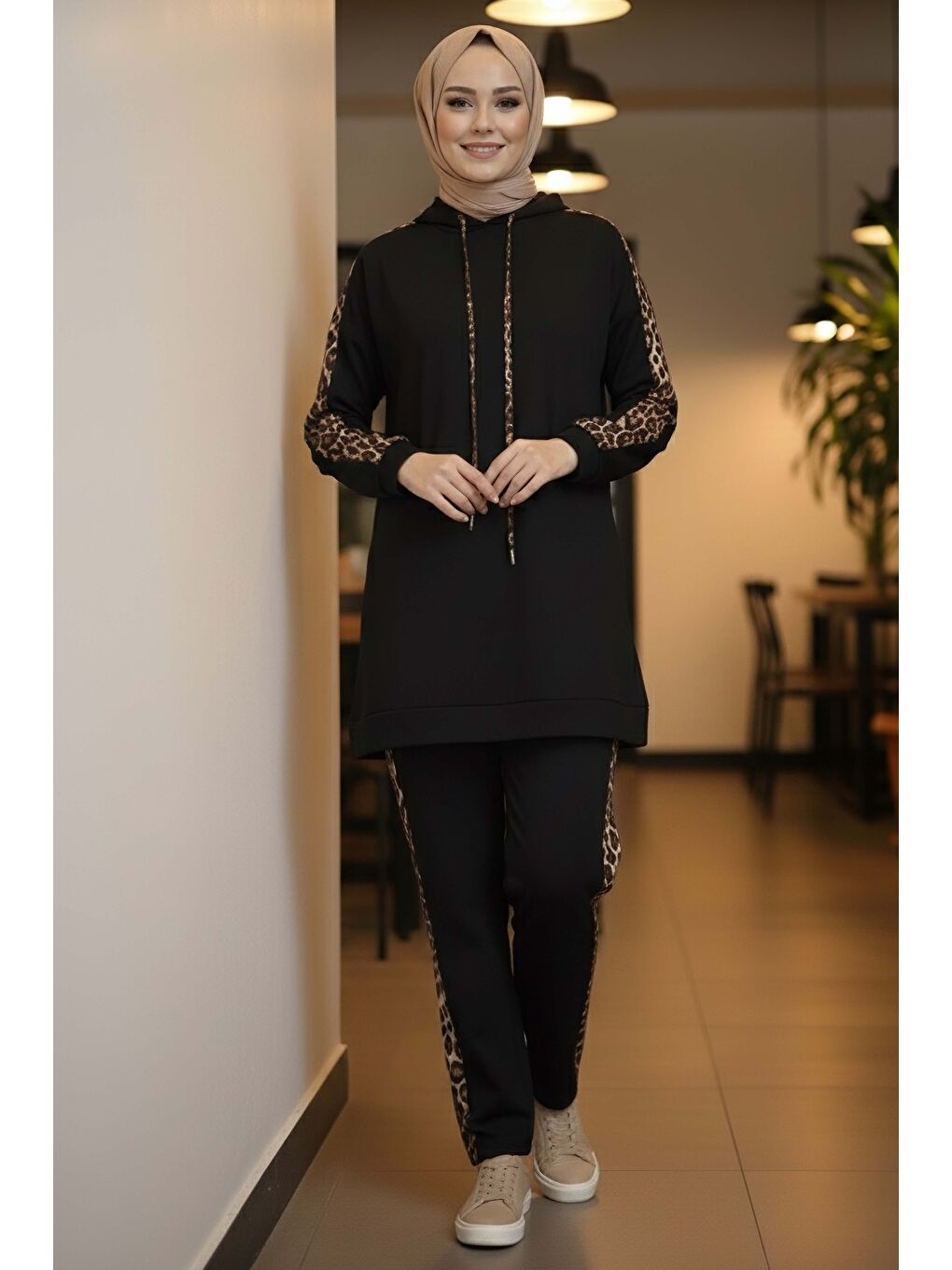 Leopar Şerit Detaylı İki İplik İkili Takım Siyah - 2051-SIYAH-1