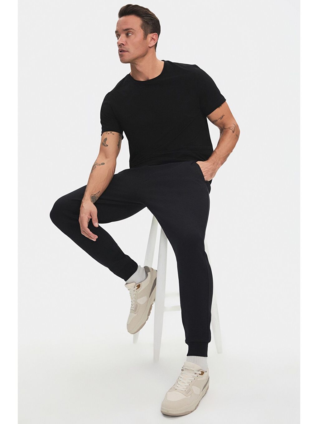 Siyah Erkek Regular Fit Eşofman-2