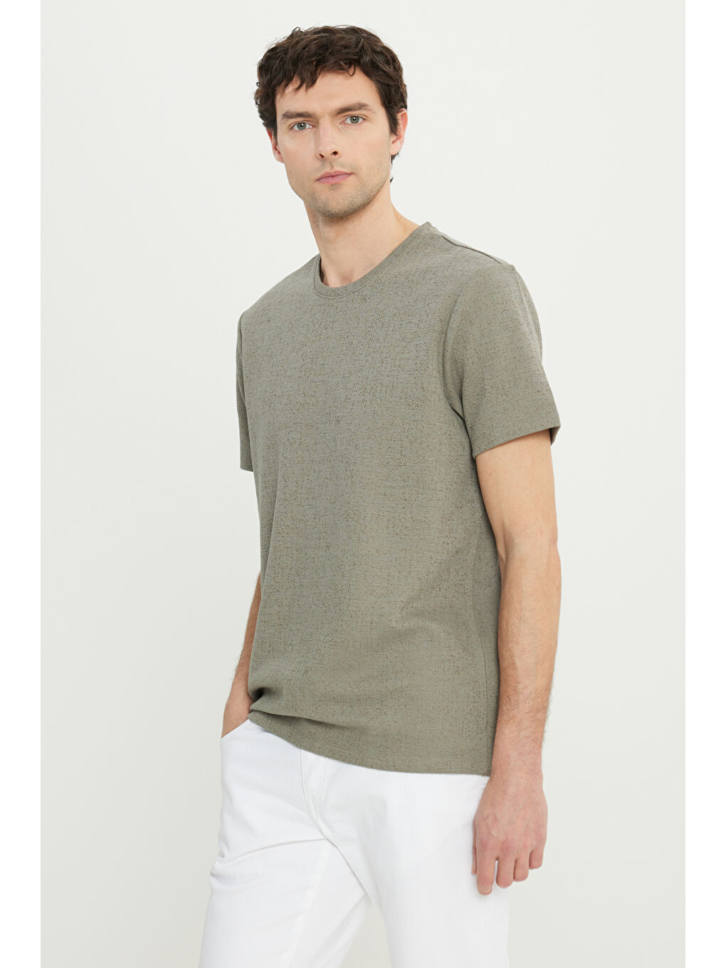 Erkek Haki Pamuklu Slim Fit Dar Kesim Bisiklet Yaka Jakarlı Esnek Tişört-2