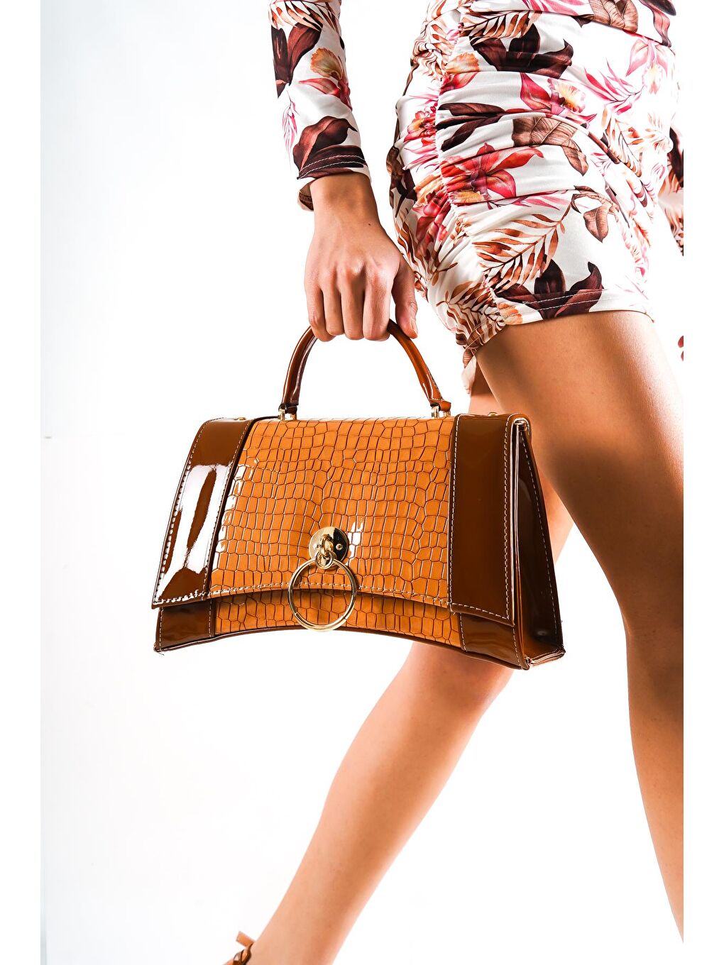 Kahverengi Küçük Kroko Desenli Solo Kadın Çanta-3