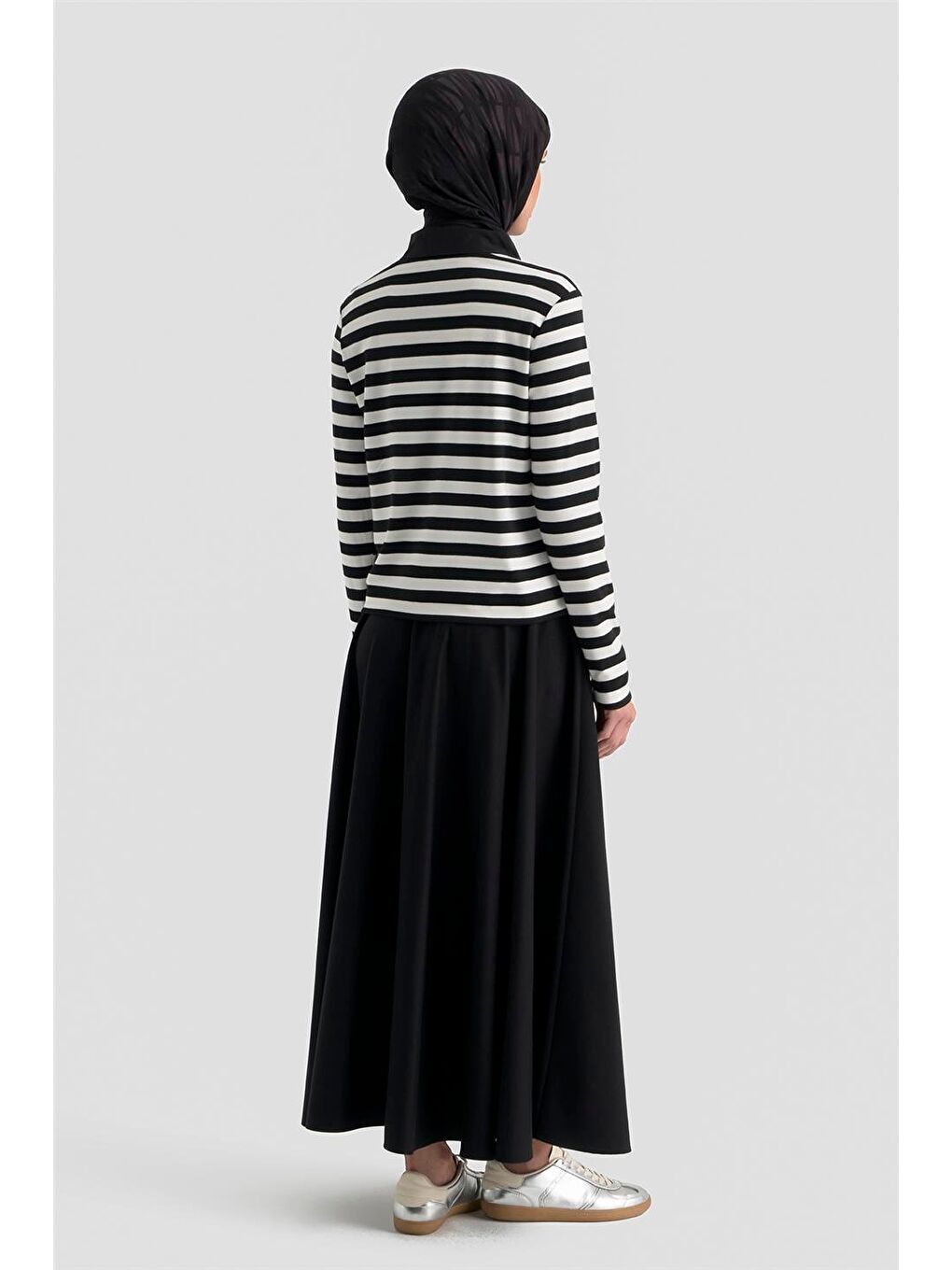 Çizgili Yakalı Badi Beyaz-4