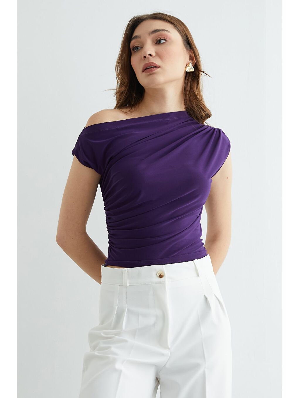 Mor Tek Omuz Yanları Büzgülü Bluz-4