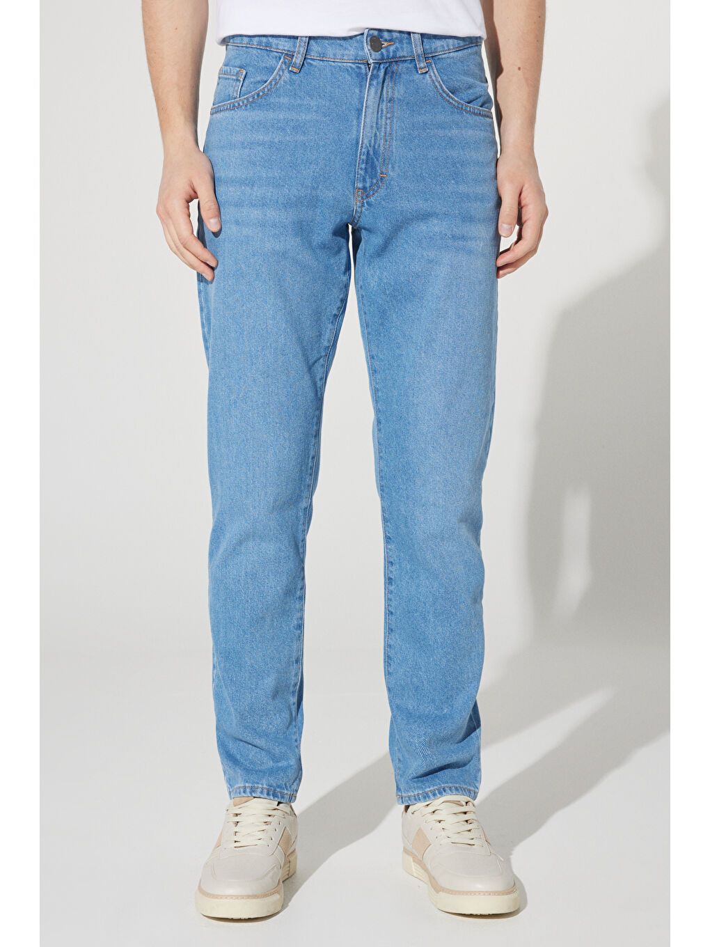 Erkek Açık Mavi Comfort Fit Geniş Kesim %100 Pamuk Denim Jean Pantolon