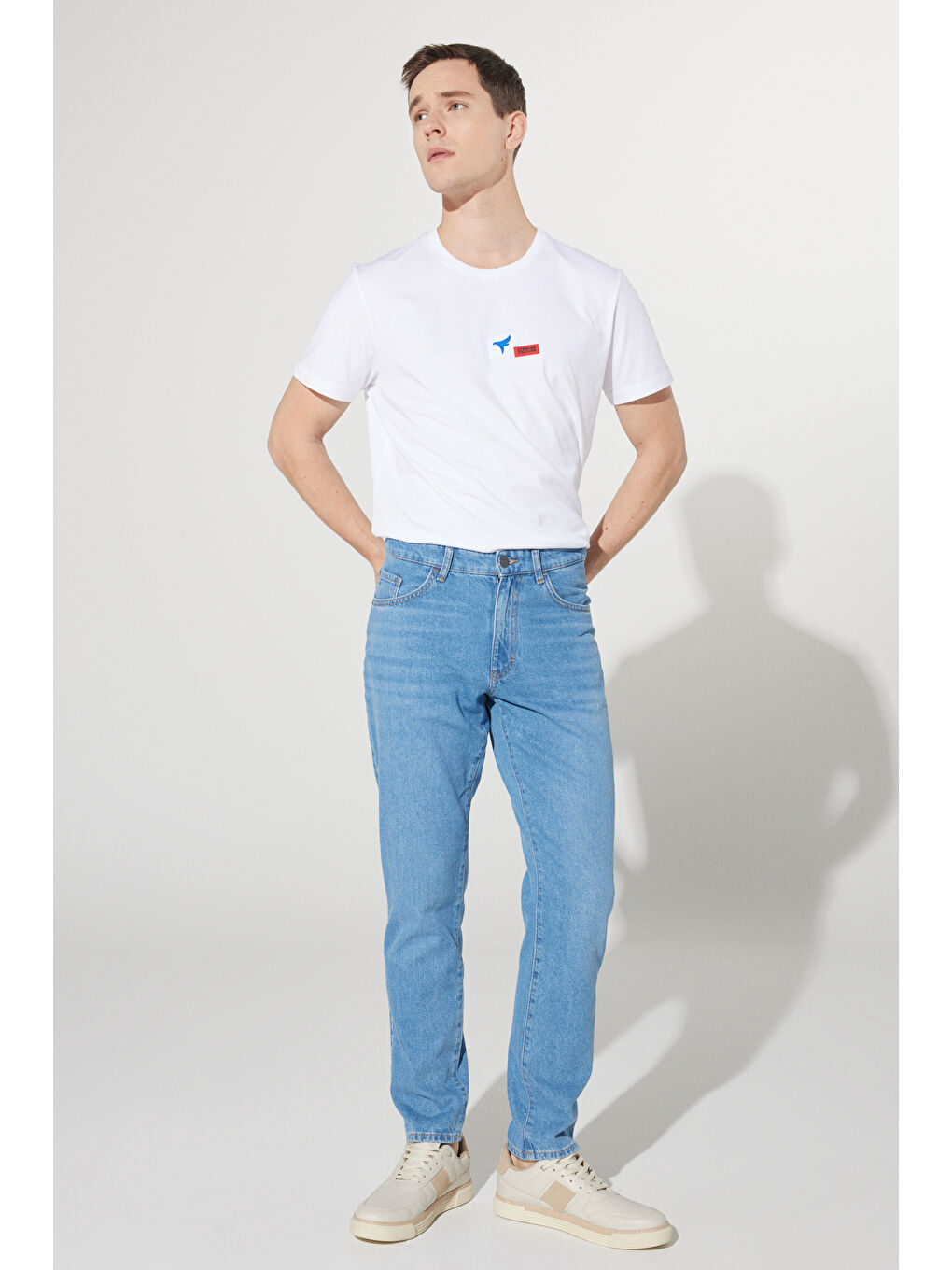 Erkek Açık Mavi Comfort Fit Geniş Kesim %100 Pamuk Denim Jean Pantolon-3