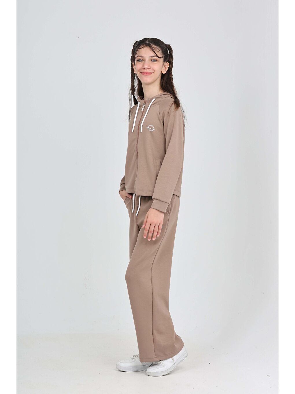 Kahverengi Kız Çocuk Minimalizm Baskılı Eşofman Takım-2