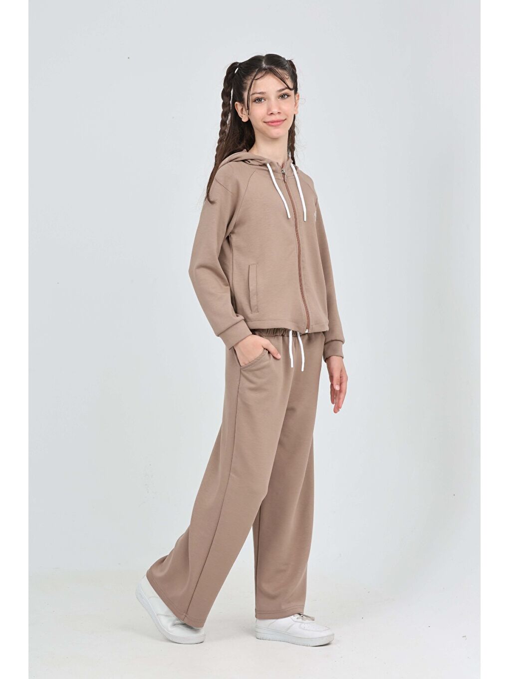Kahverengi Kız Çocuk Minimalizm Baskılı Eşofman Takım-3