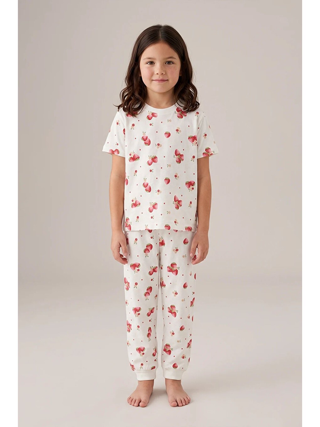 Ekru Çilek Desenli Kısa Kollu %100 Pamuk Kız Çocuk Pijama Takımı-4