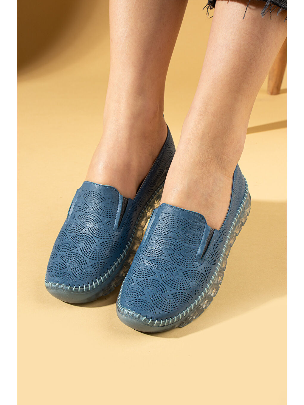 Mavi Hakiki Yumuşak Deri Hafif Comfort Taban Lazer Kesim Kadın Sneaker 59-390-25-1