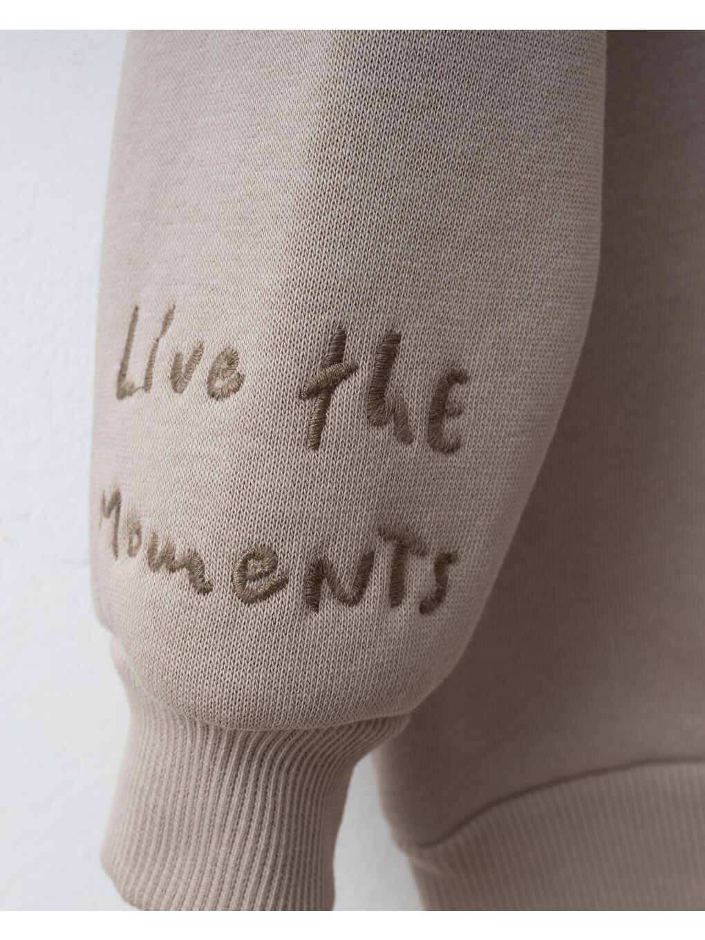 Erkek Bebek Pamuklu Bej Düğme Detaylı Sweatshirt Eşofman Takımı - Rahat Günlük Giyim-3