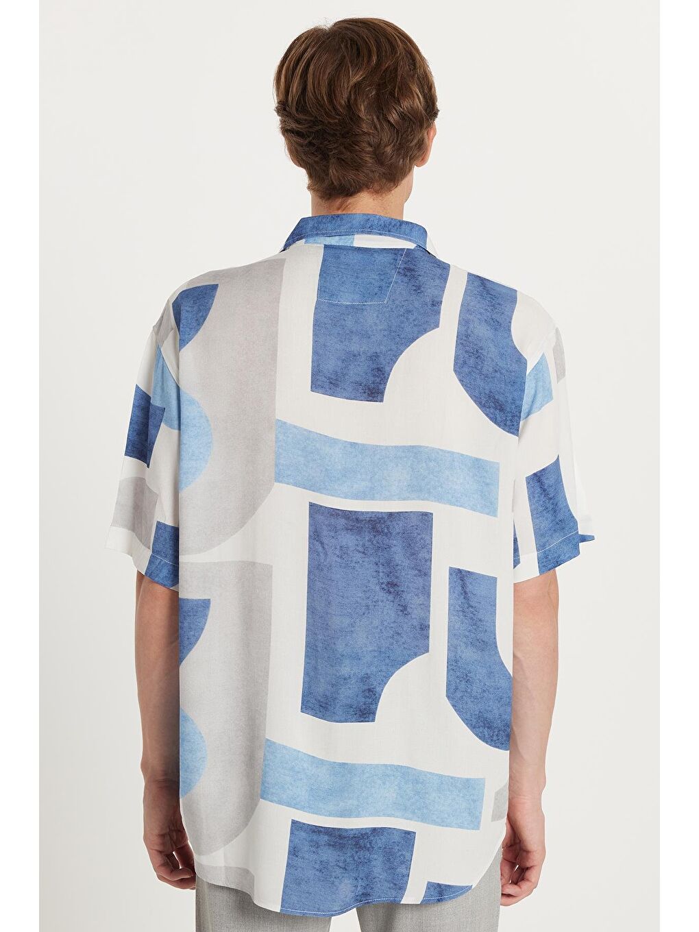 Karışık Erkek Relax Fit Rahat Kesim Kısa Kollu Apaş Yaka Viskon Baskılı Gömlek-4