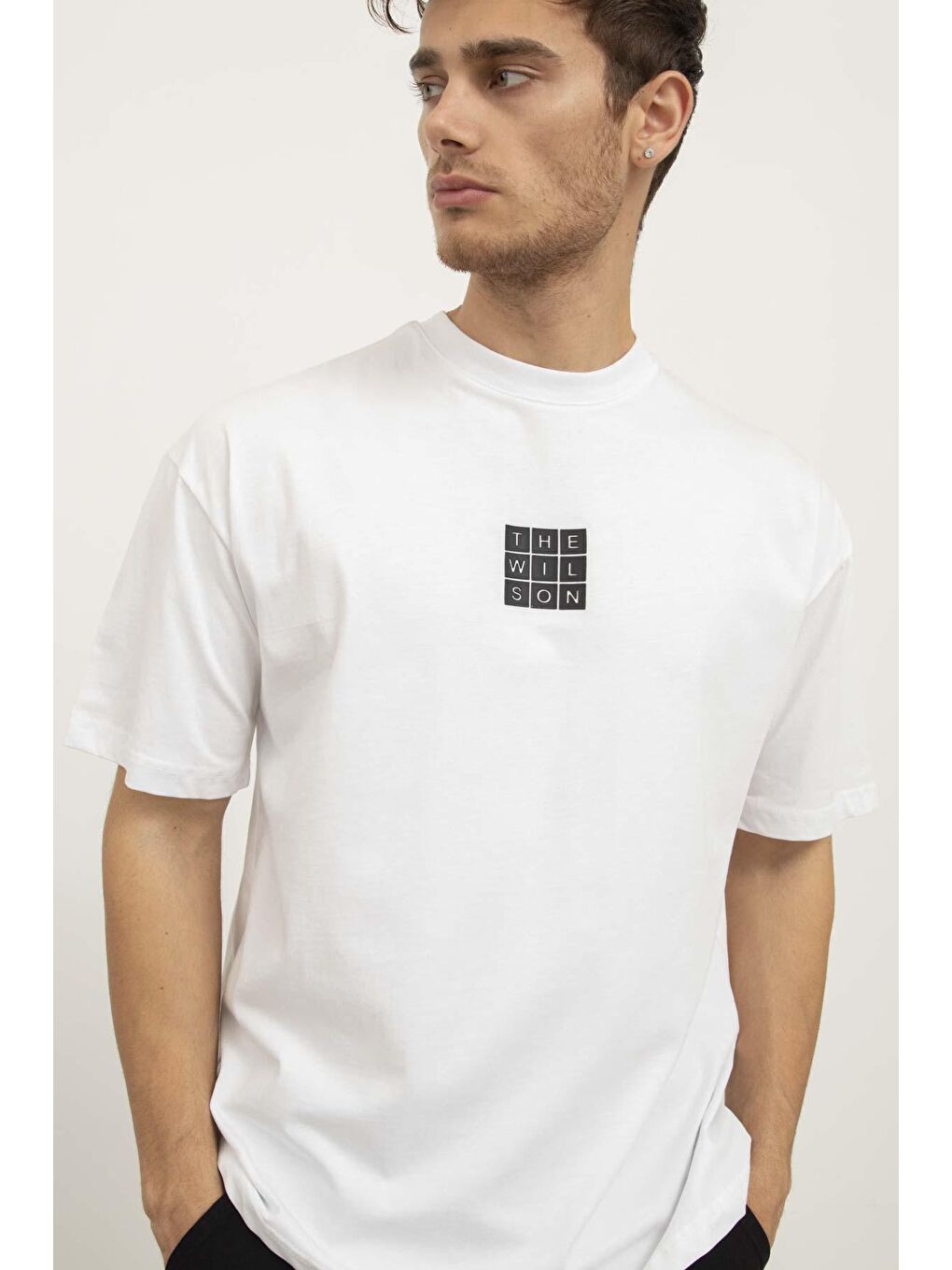 Beyaz Erkek Ön ve Arka Baskılı Bisiklet Yaka Tişört-2