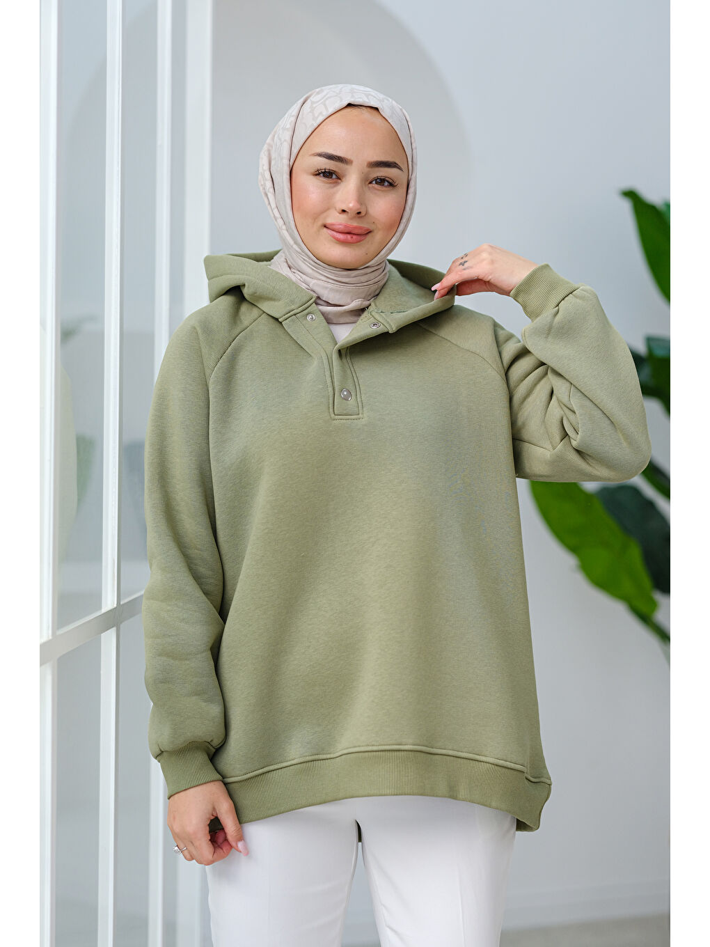 Locco Moda Çıt Çıt Detay Kapüşonlu Sweat Yeşil