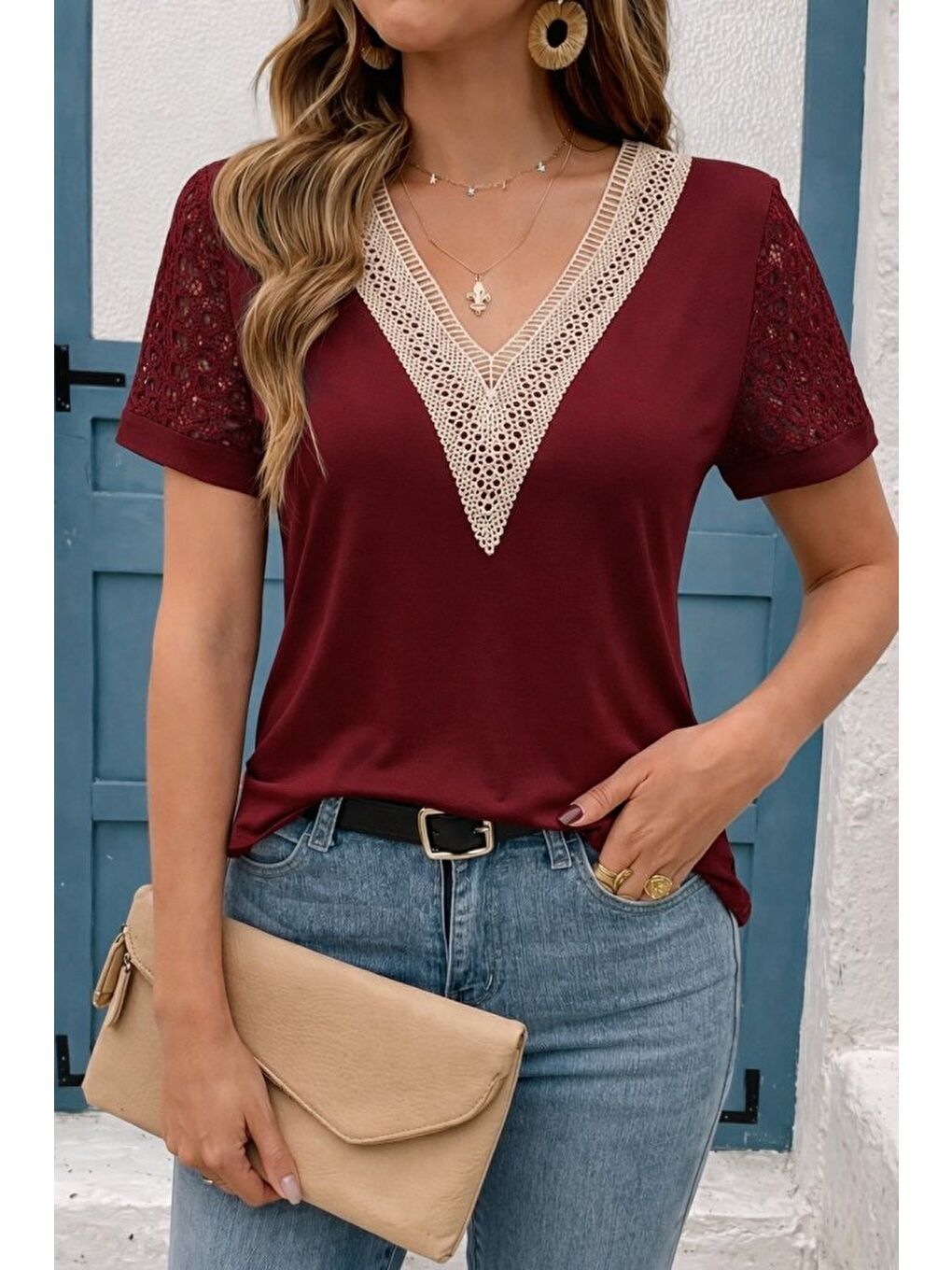 Bordo Kadın Kısa Kollu V Yakalı Dantel Detaylı Viskon Bluz-1