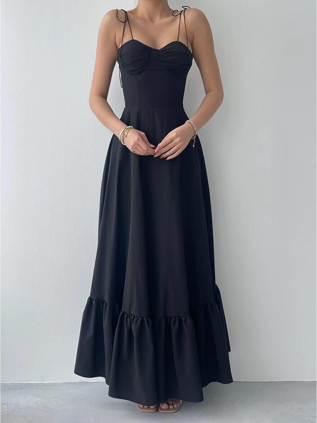 Siyah Elia İp Askılı Elbise-1