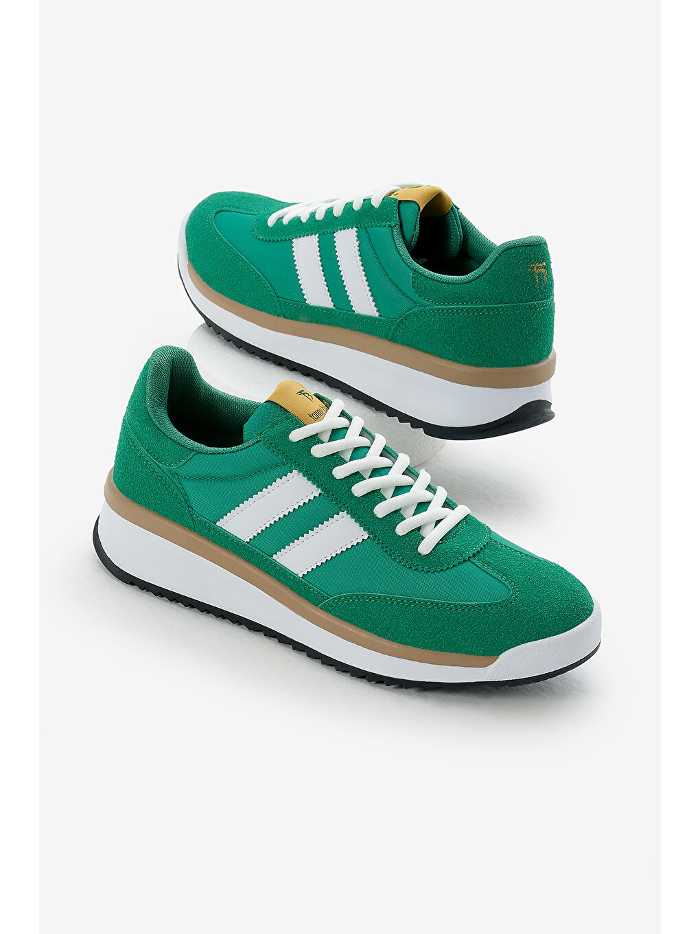 Unisex Yeşil Termo Taban Çift Şeritli Bağcıklı Spor Ayakkabı