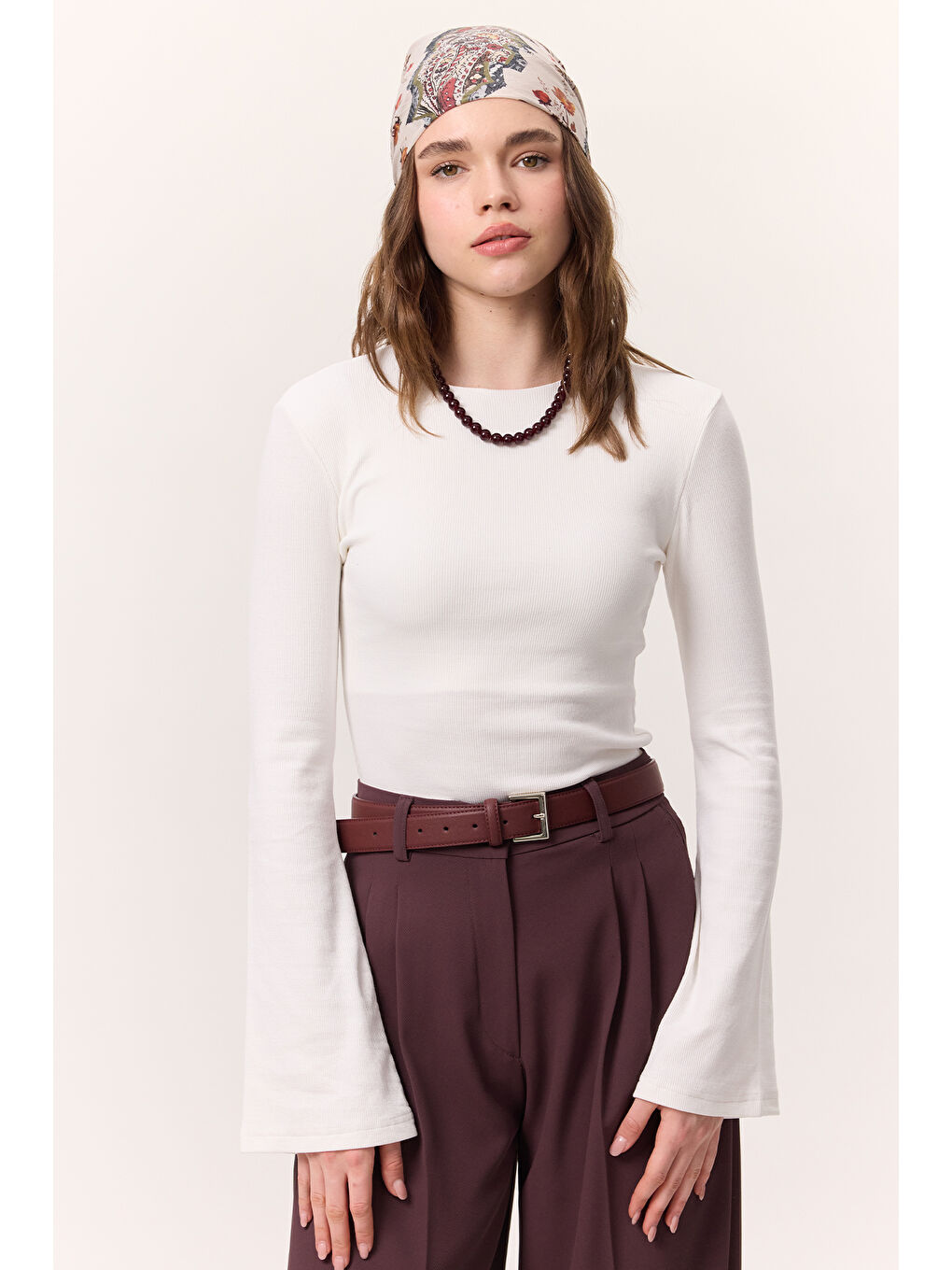 Evaze Kollu Body Ekru-1