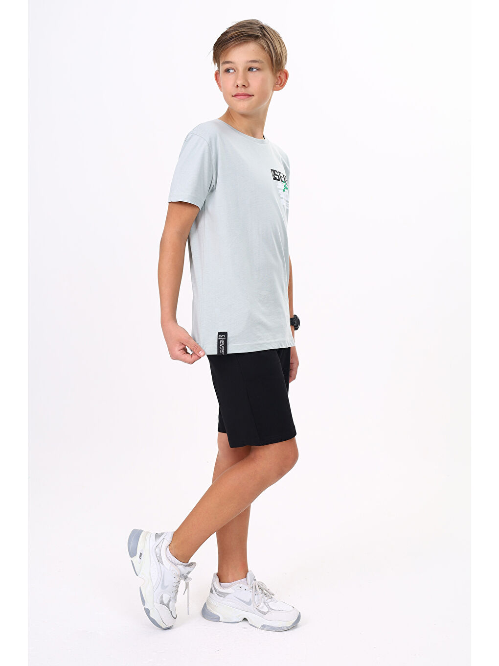 Gri Erkek Çocuk Baskılı Şortlu Takım-3