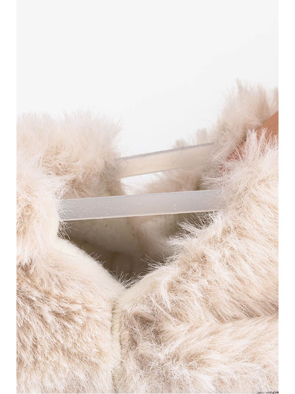 Furry Furry Kırık Beyaz Kürk Barefoot Patik (Hediye Seti)-6