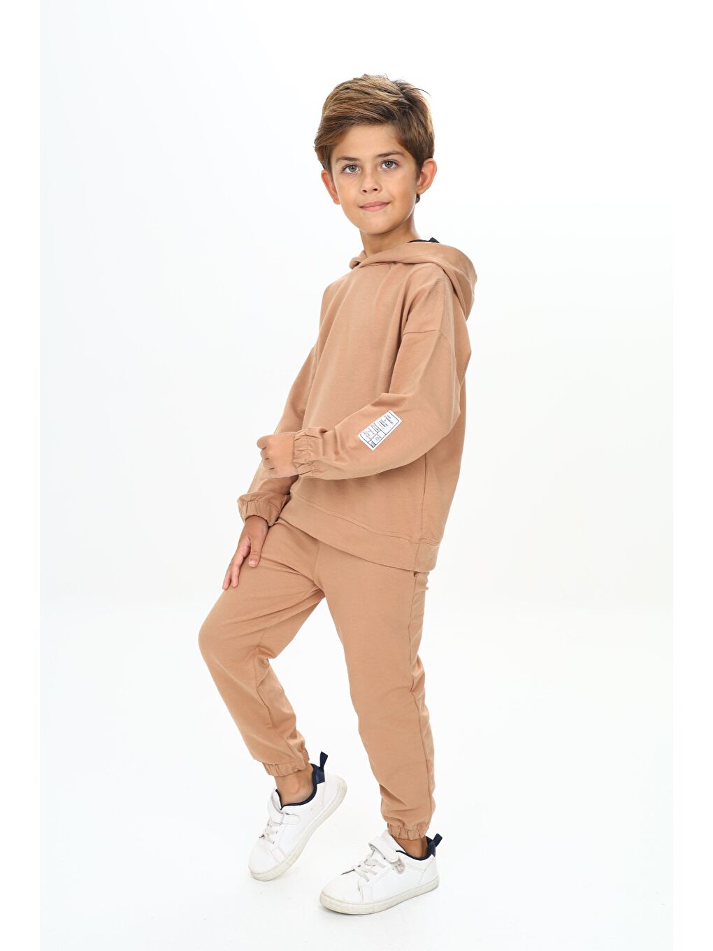Kahverengi Erkek Çocuk Arma Detaylı Eşofman Takımı-5