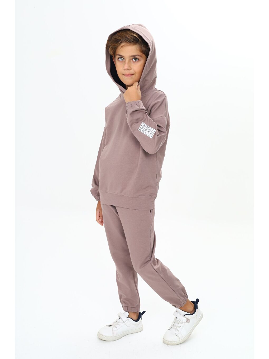 Kahverengi Erkek Çocuk Arma Detaylı Eşofman Takımı-2