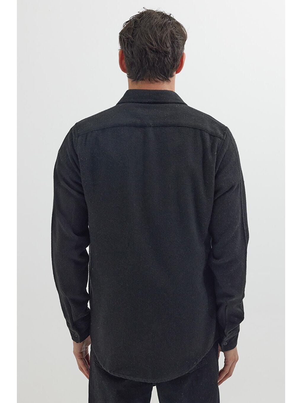 Erkek Slim Fit Tek Cep Kapaklı Düz Oduncu Spor Siyah Gömlek-6