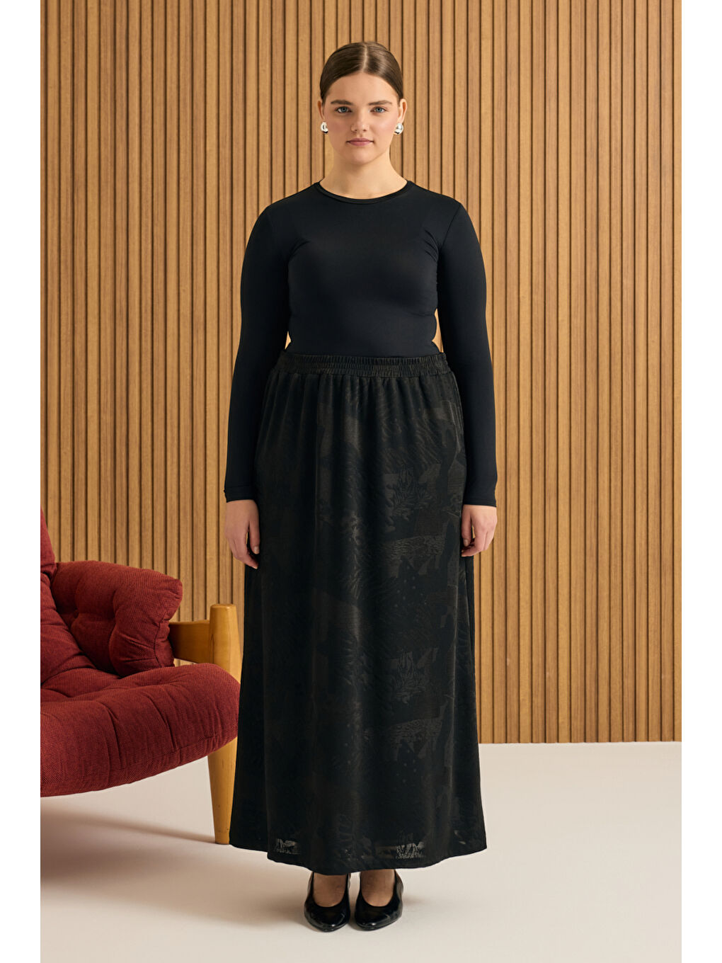 Siyah Jakarlı Örme Etek-1