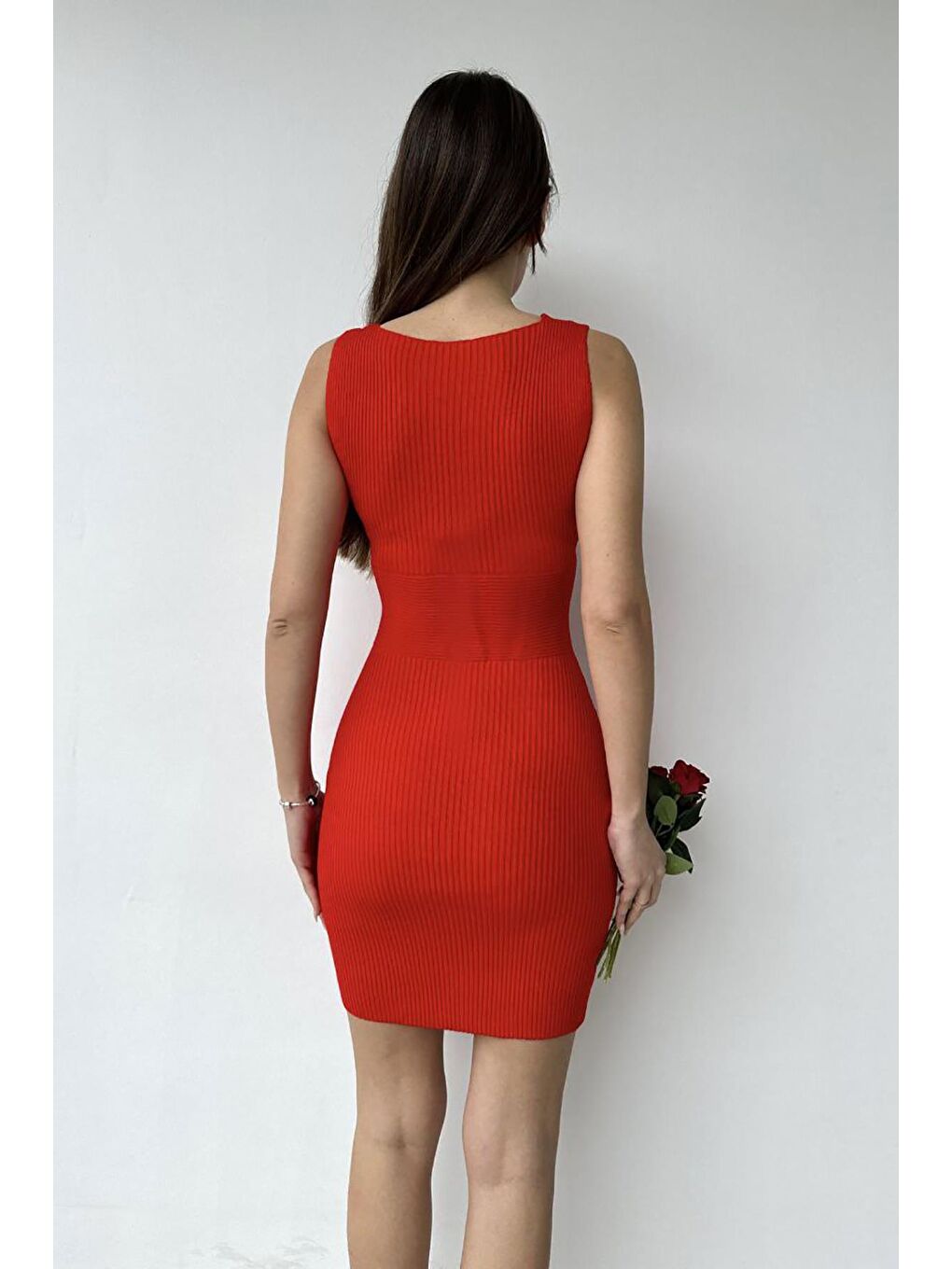 Kırmızı Kalın Askılı Kruvaze Yaka Triko Elbise-3