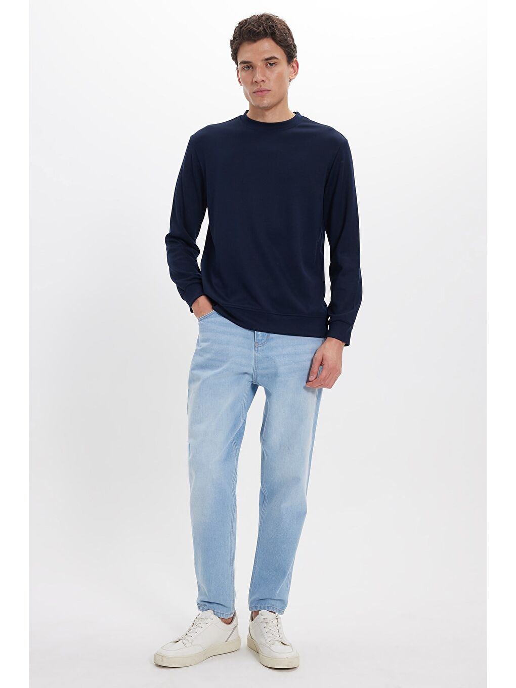 Erkek Standart Fit Normal Kesim Uzun Kollu Ekstra Soft Modal Kumaş Bisiklet Yaka Lacivert Sweatshirt-1