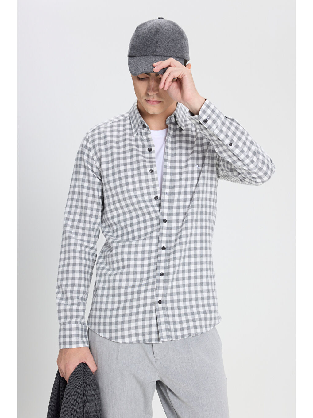 Erkek Gri-Beyaz %100 Pamuk Comfort Fit Rahat Kesim Düğmeli Yaka Flanel Gömlek-4