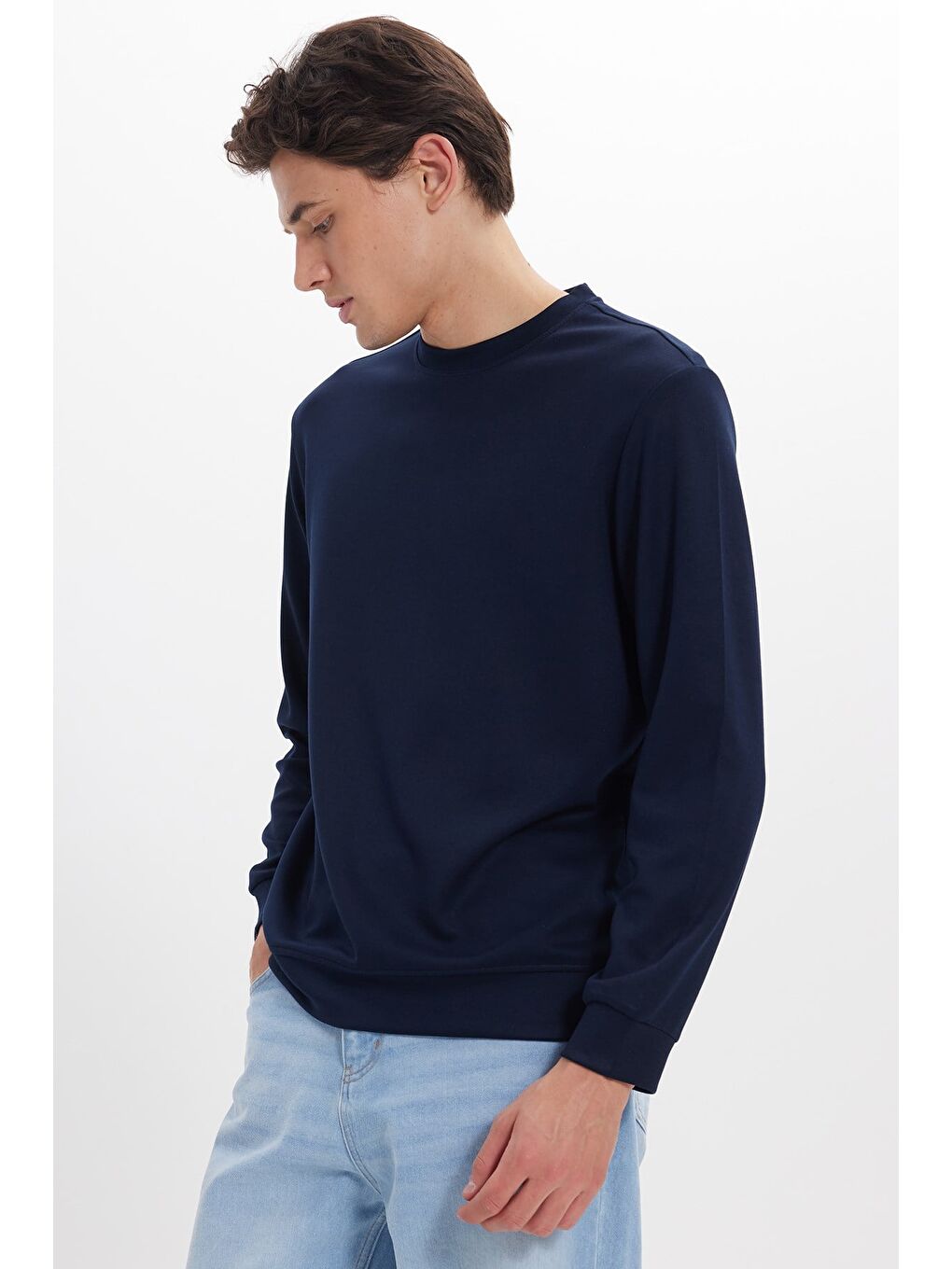 Erkek Standart Fit Normal Kesim Uzun Kollu Ekstra Soft Modal Kumaş Bisiklet Yaka Lacivert Sweatshirt-6