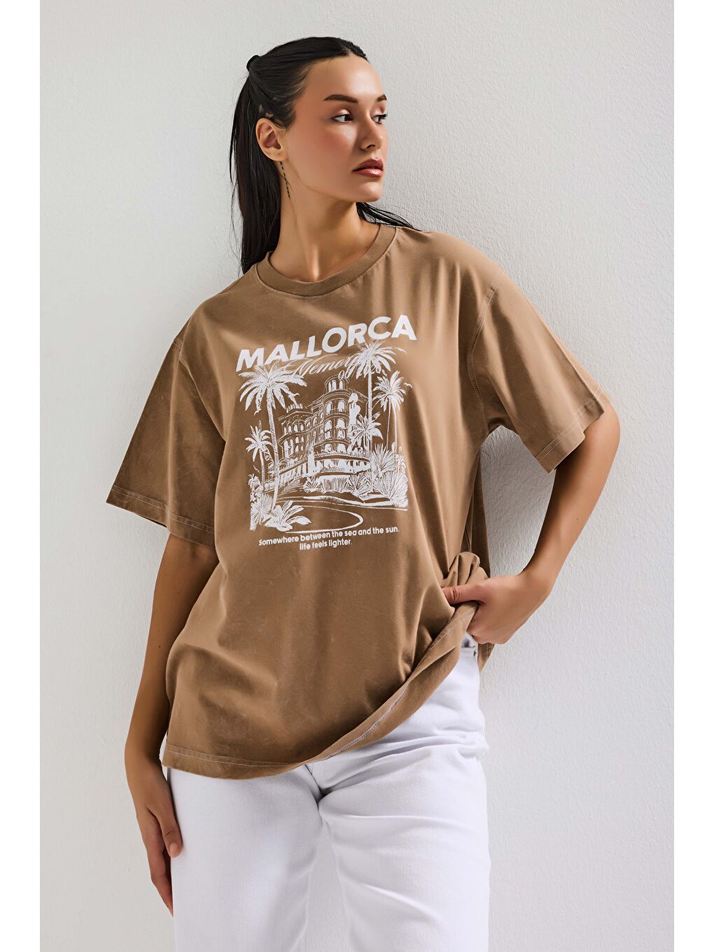 Kahverengi Kadın Kahve s6-16 Oversize Mallorca Baskılı %100 Pamuk T-Shirt
