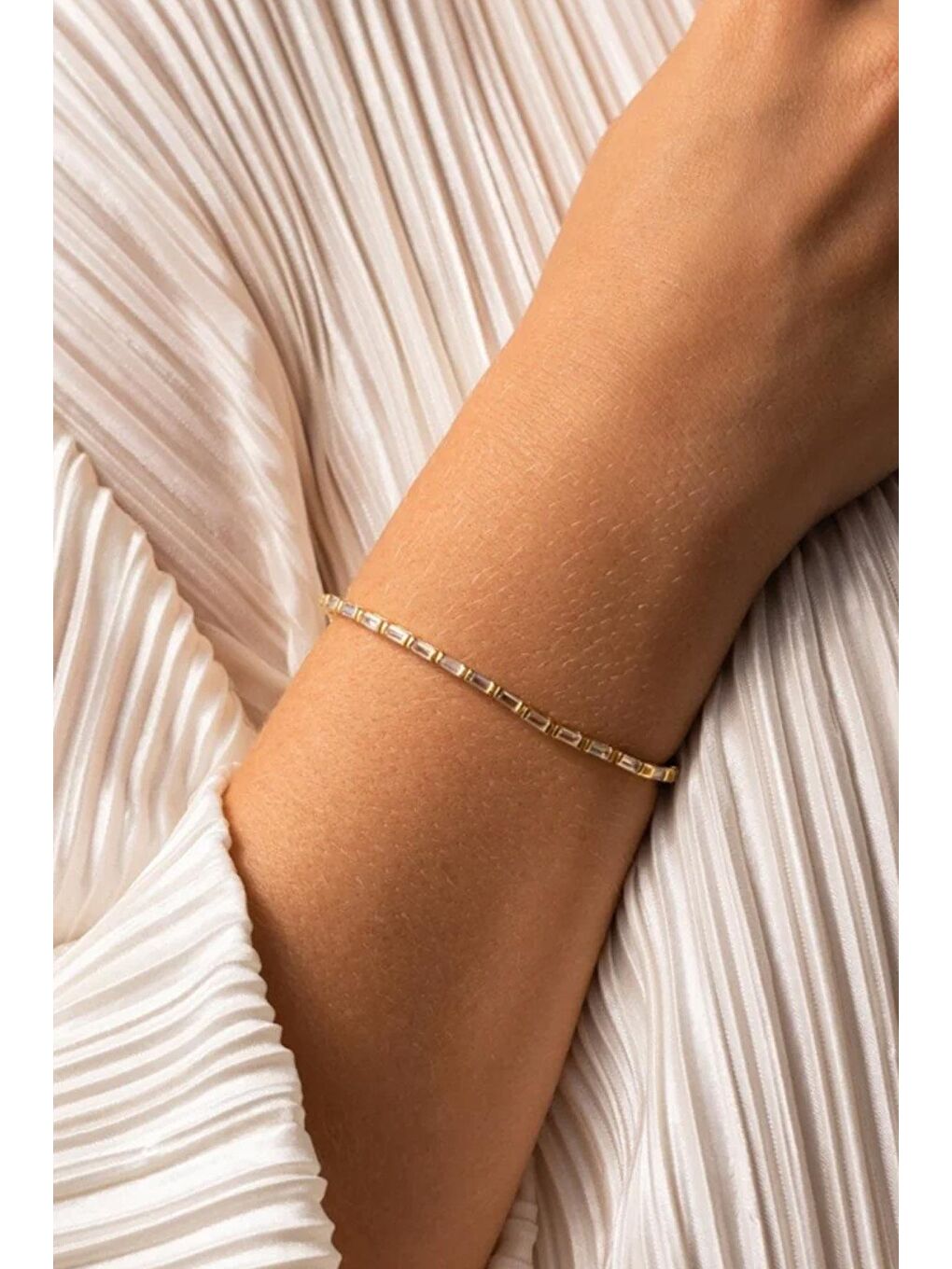 Sarı Macy Uzun Taşlı Modern Su Yolu Bileklik-7 mm Taşlı-3