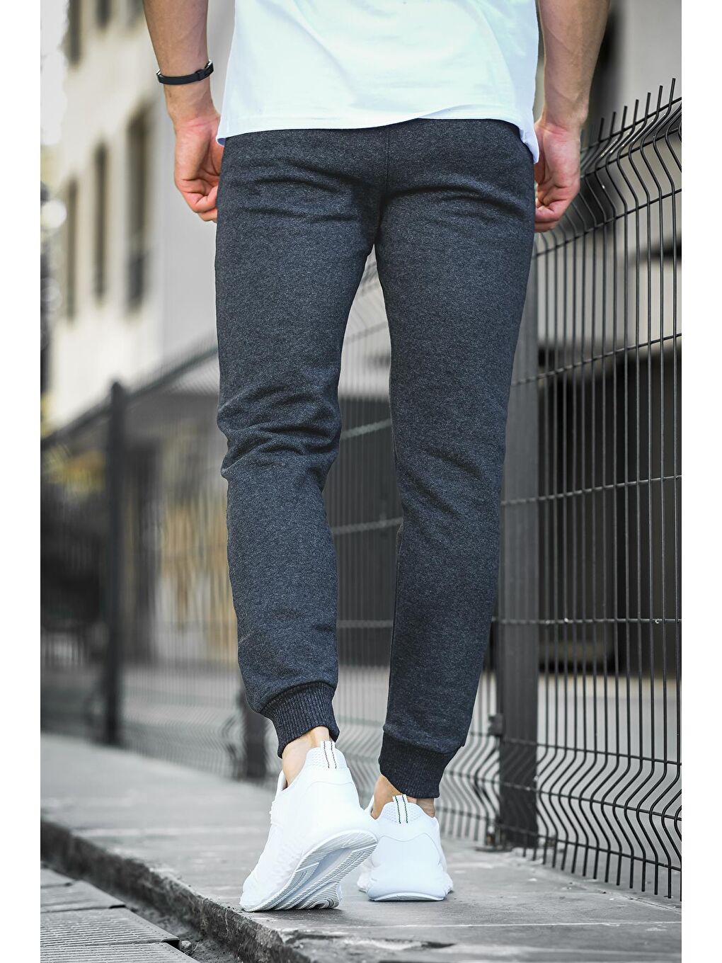 Gri Sorel Paçası Lastikli Şardonlu Kalın Kumaş Slim Fit Erkek Jogger Eşofman Altı-3