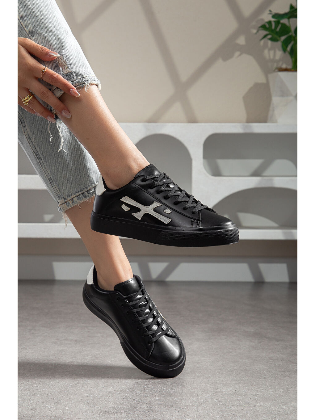 Siyah Forden Günlük Ortopedik Kadın Sneaker Spor Ayakkabı-1