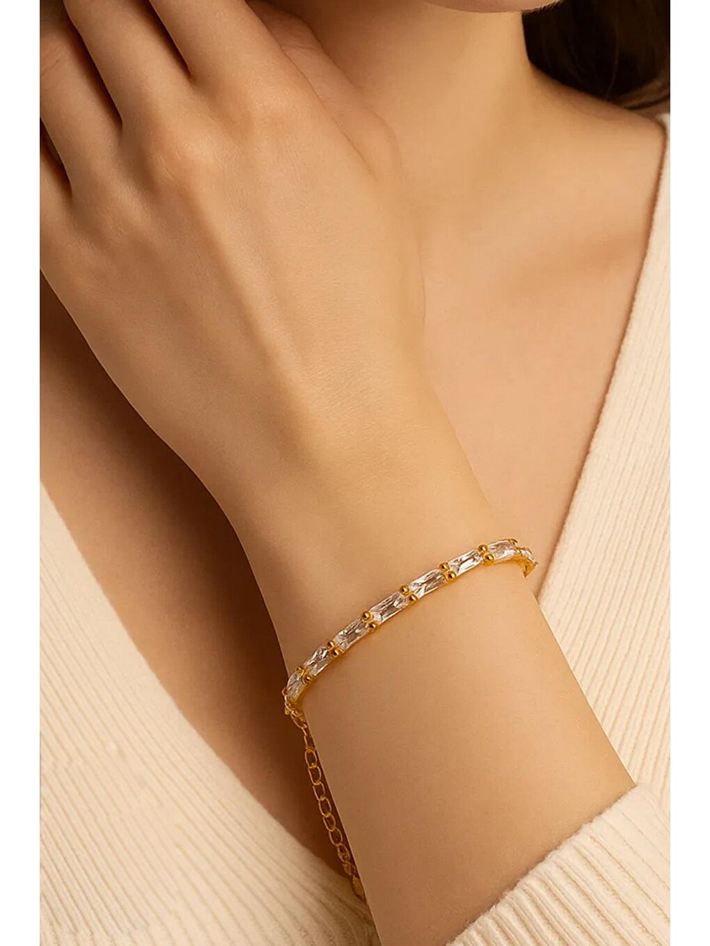 Sarı Macy Uzun Taşlı Modern Su Yolu Bileklik-7 mm Taşlı-7