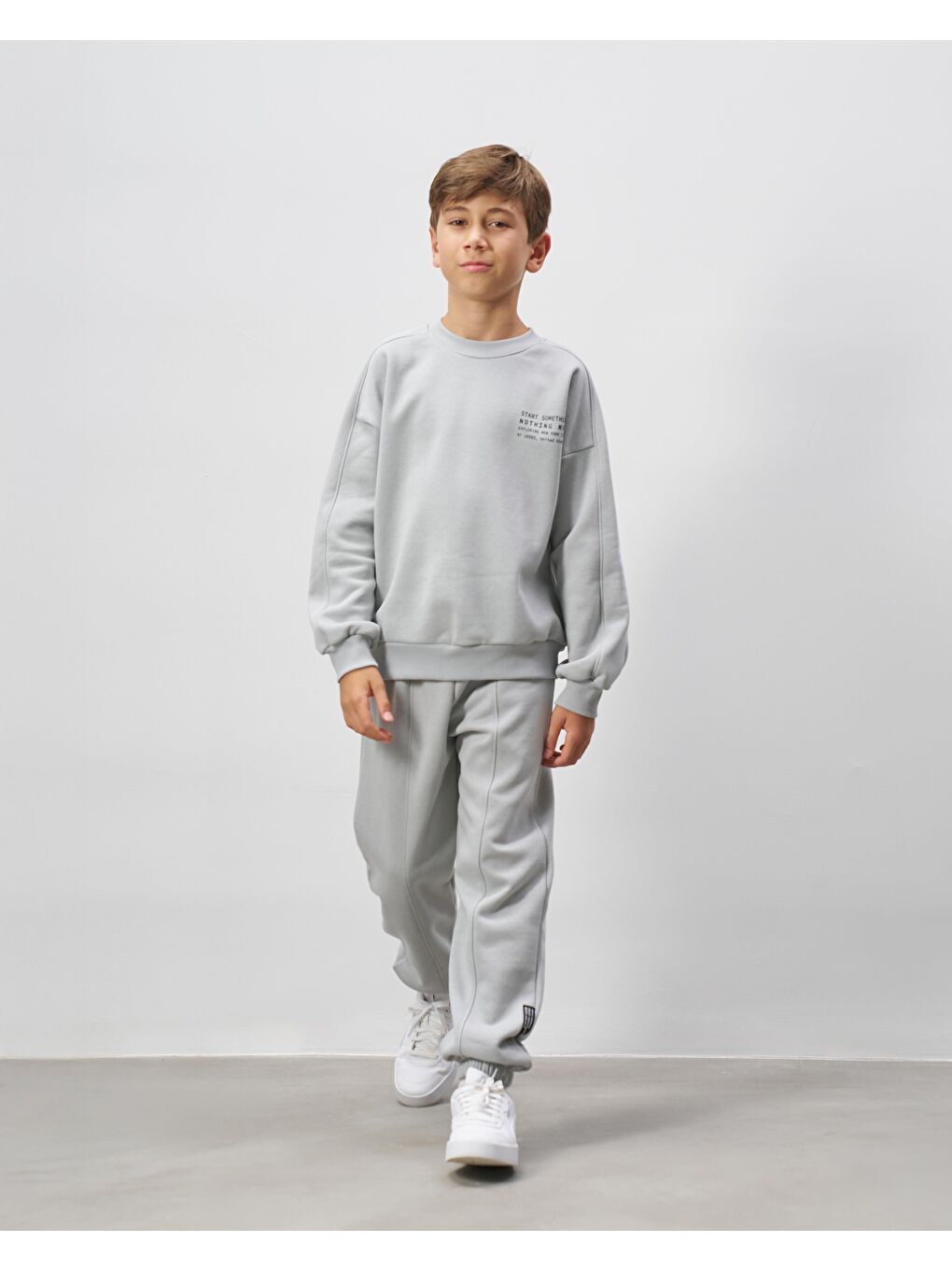 Erkek Çocuk Pamuklu Gri Basic Yazı Baskılı Sweatshirt Eşofman Alt-Üst Takım