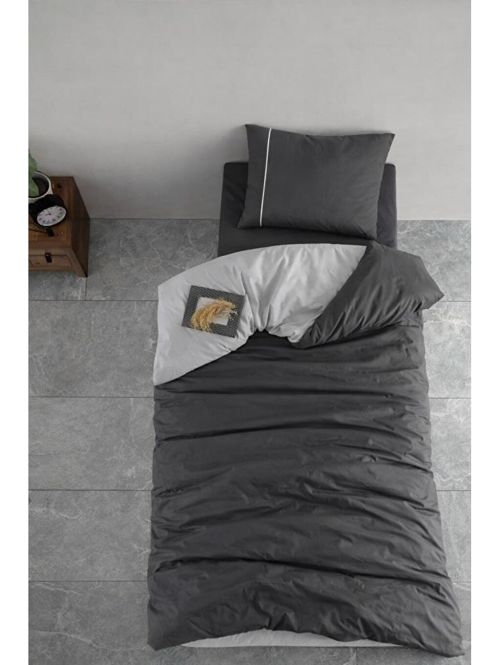 Gri Berlin %100 Pamuklu Çift Taraflı Tek Kişilik Nevresim Takımı