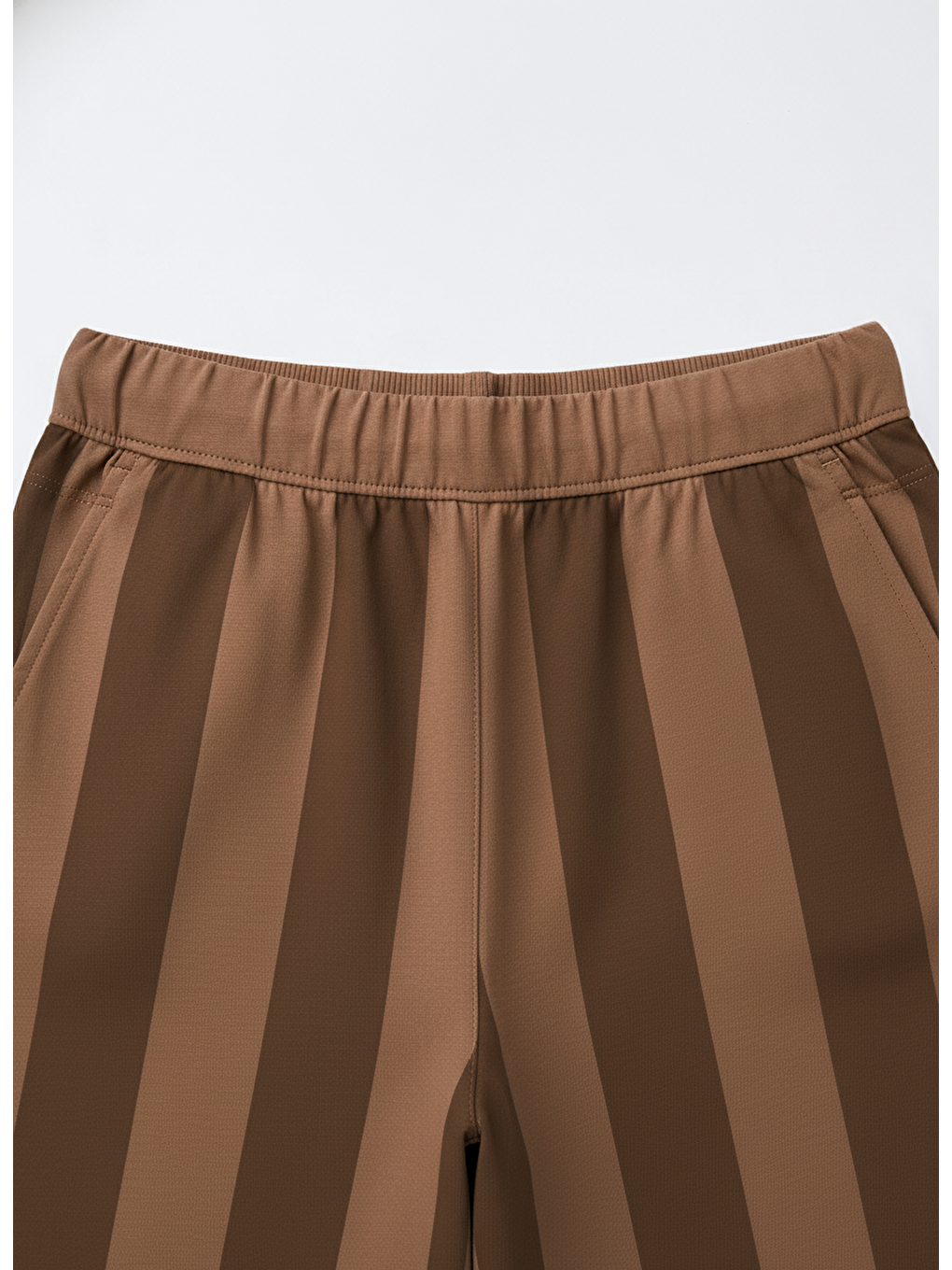 Unisex Çocuk Pamuklu Kahverengi Baskılı T-Shirt Ve Çizgili Pantolon Takım-2