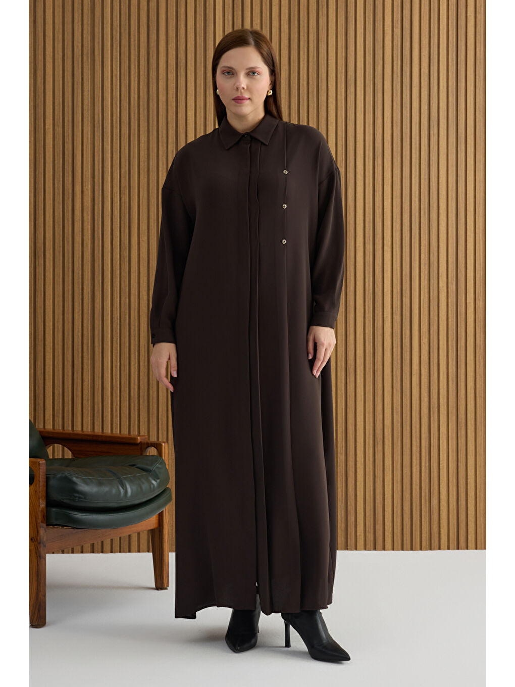 Kahverengi Koza Logolu Elbise-1