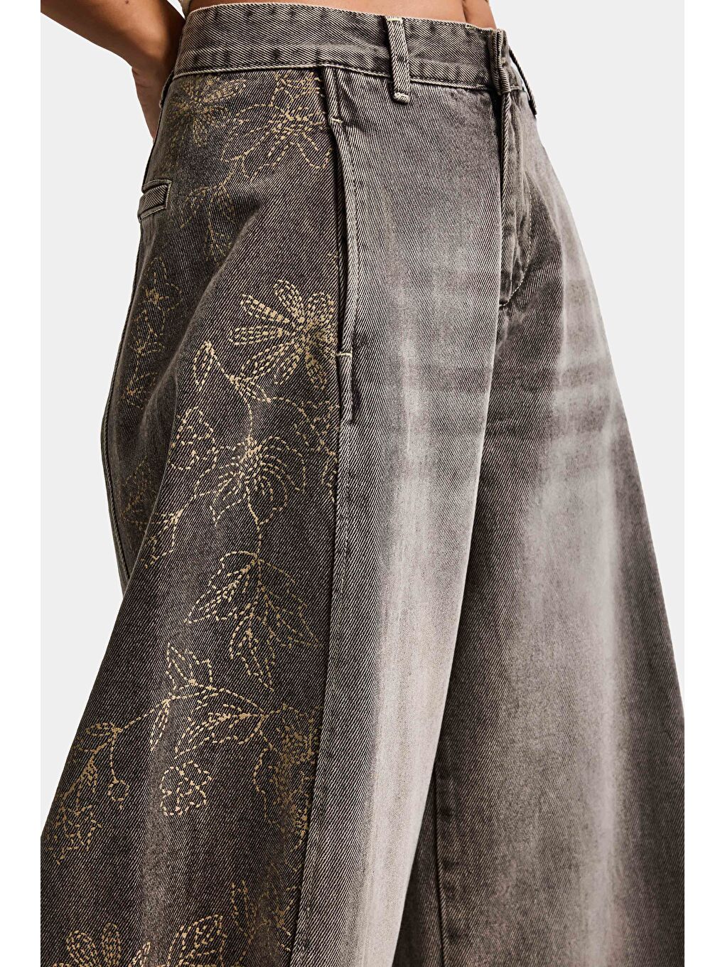 Mavi Kadın Jean Rengi 4s6-16 Süper Baggy Balon Fit Nakış Detaylı Özel Tasarım Denim Jean-3