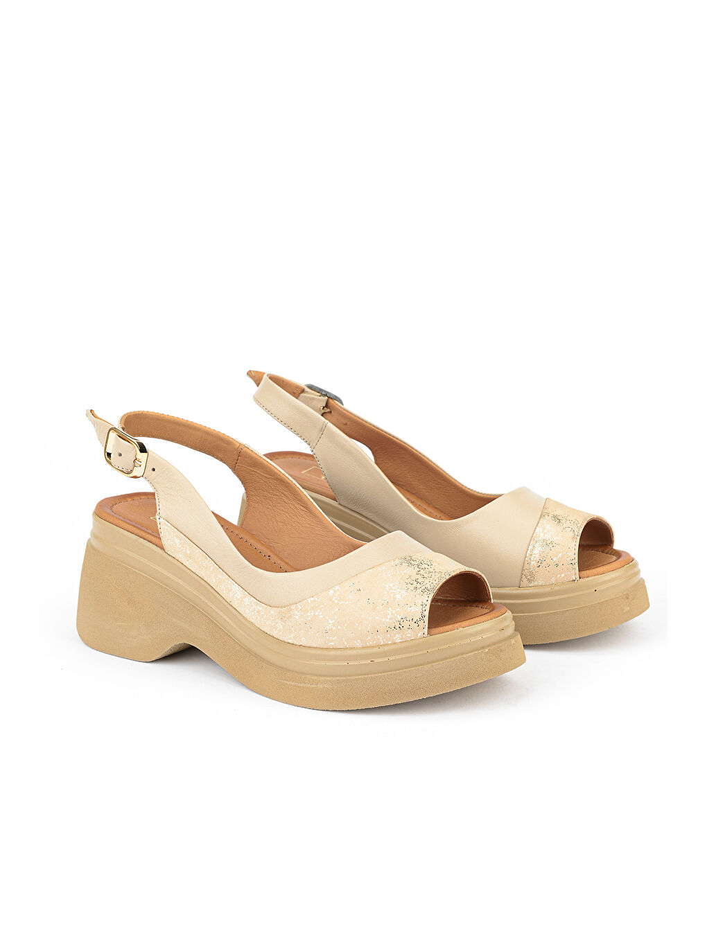 Kadın Hakiki Deri Dolgu Topuk Sandalet 161992Z64024 Bej-1