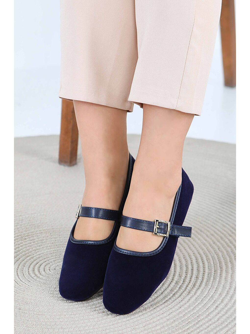 Kadın Lacivert Kemerli Süet Babet - 27791-LACIVERT-1