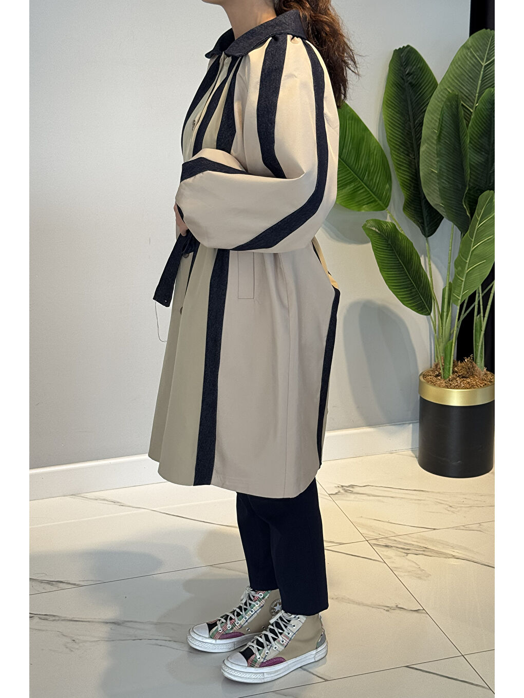 Kahverengi Jean Detaylı Pileli Trençkot 15221 Camel-4