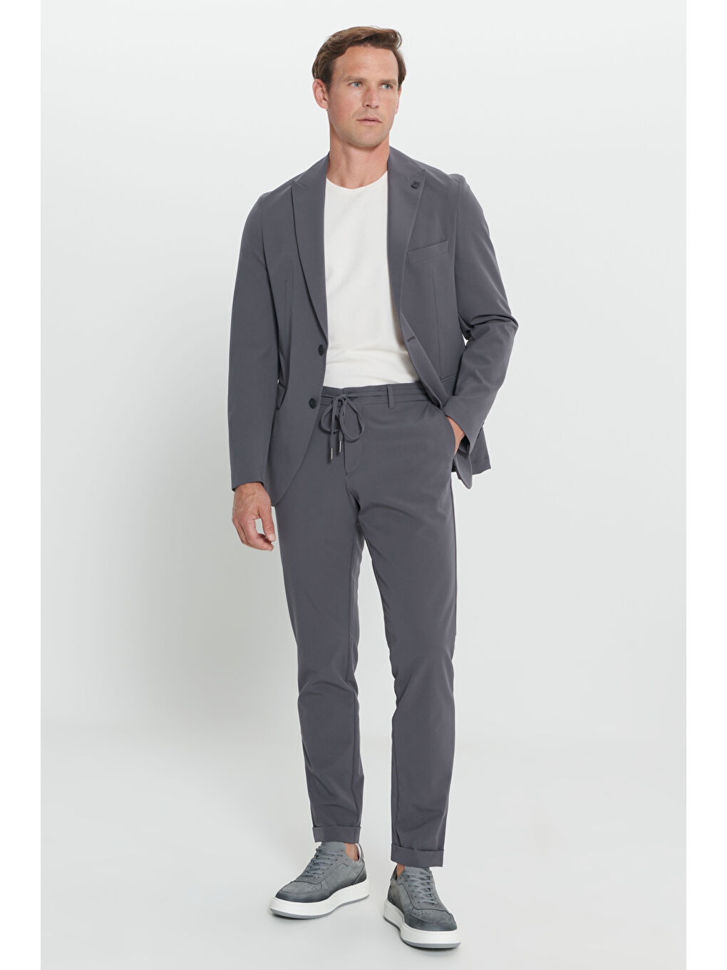 Erkek Antrasit Slim Fit Dar Kesim Kırlangıç Yaka Beli Bağlamalı Takım Elbise-1