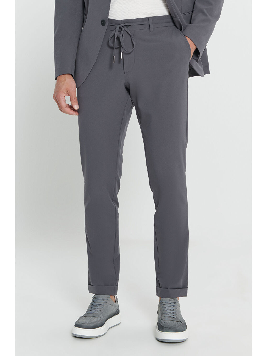 Erkek Antrasit Slim Fit Dar Kesim Kırlangıç Yaka Beli Bağlamalı Takım Elbise-5