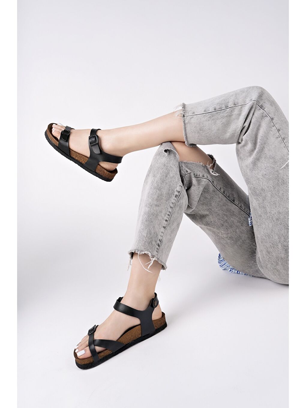 Siyah BLAUS Ayarlanabilir Kemerli Günlük Kadın Parmak Arası Sandalet-7