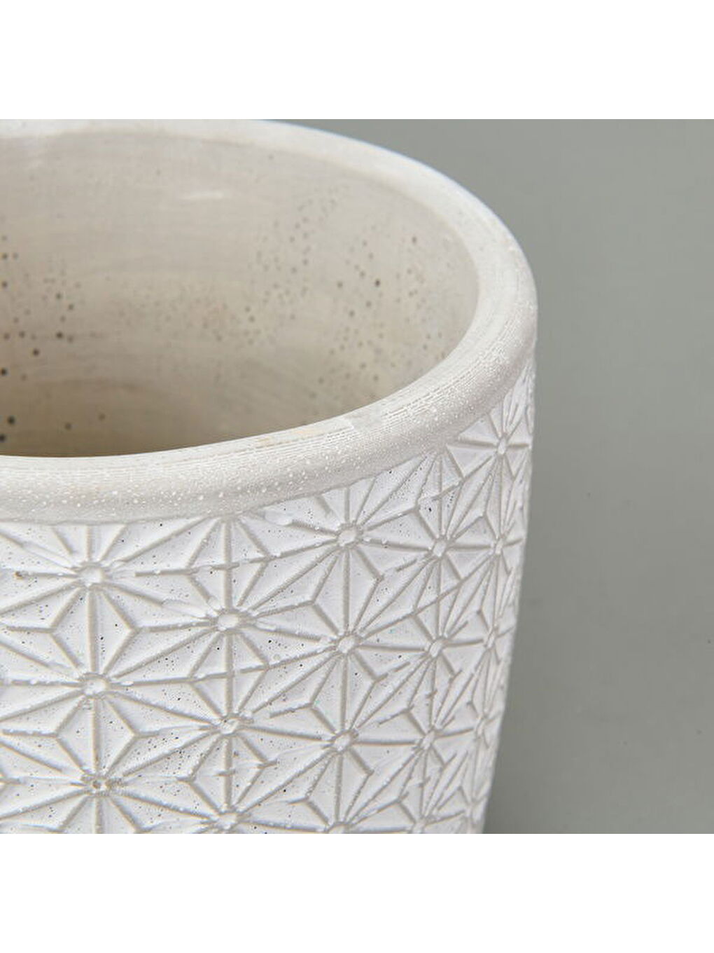 Yıldız Desenli Beton Saksı - Beyaz - 14x12,5 cm-3